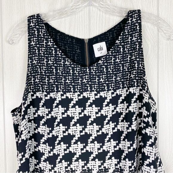 Cabi | Broken Check Hound's-tooth Sleeveless Blouse  Size Medium - Picture 3 of 9